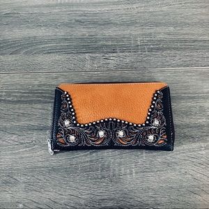large wallet or clutch